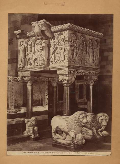 Alinari, Fratelli — Barga. Provincia di Lucca. Duomo. Il Pulpito. (XIII secolo.) — insieme